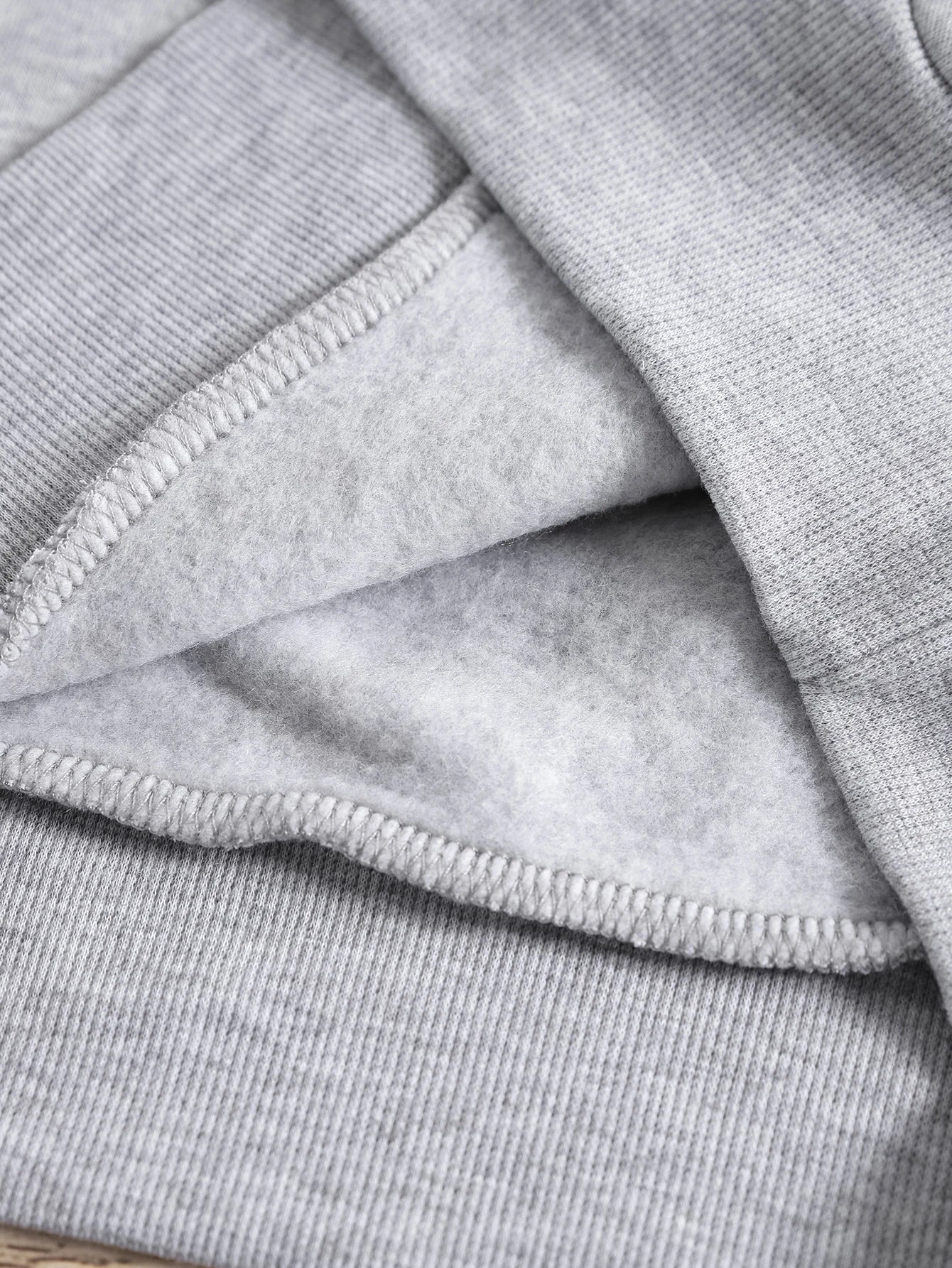 Women’s Lips Print Hoodie – Casual Street Style Pullover