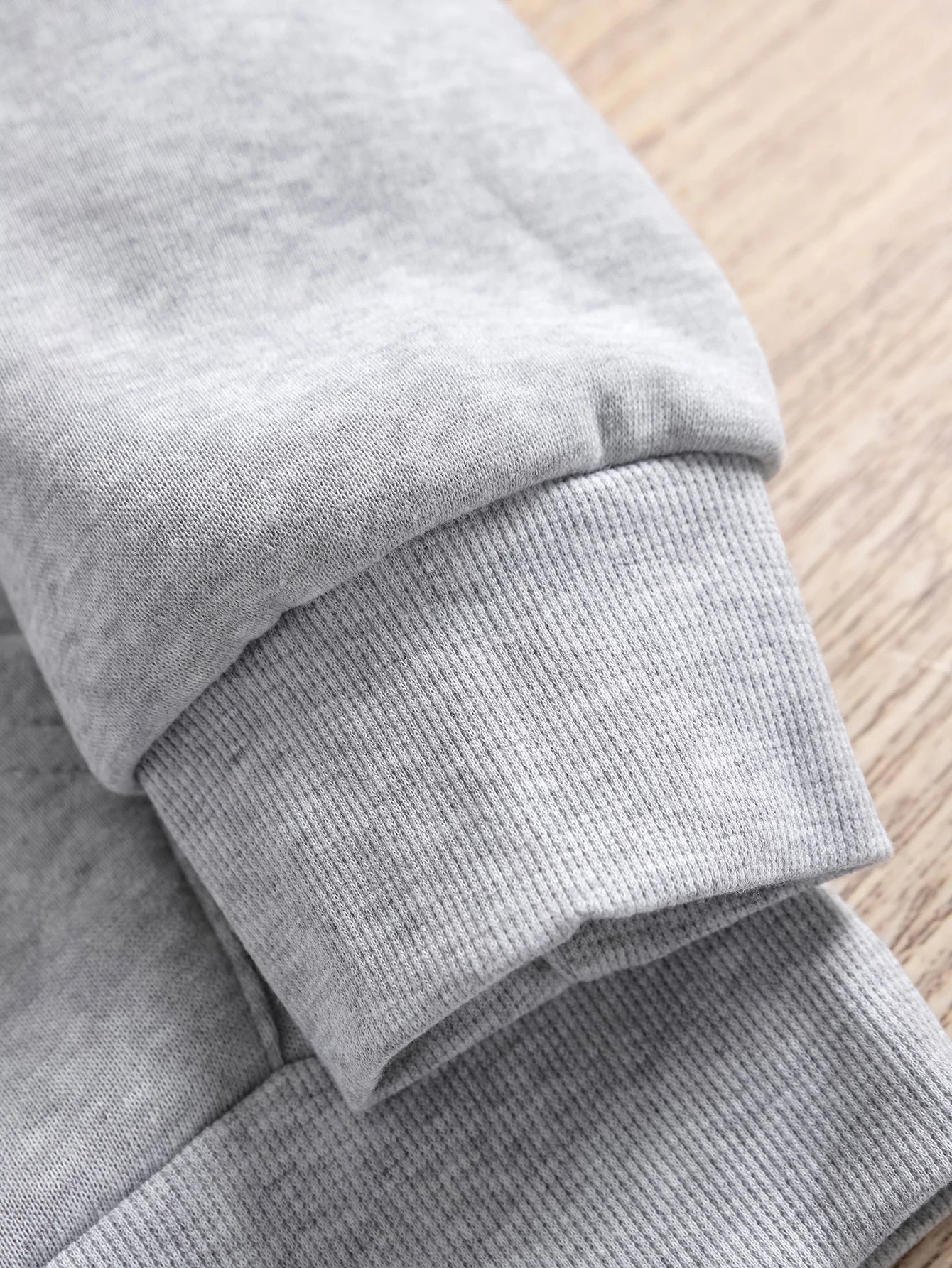 Women’s Lips Print Hoodie – Casual Street Style Pullover